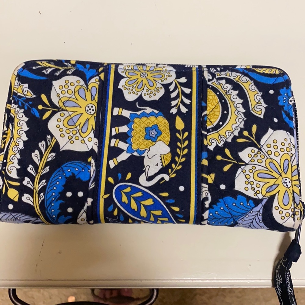 Vera Bradley wallet